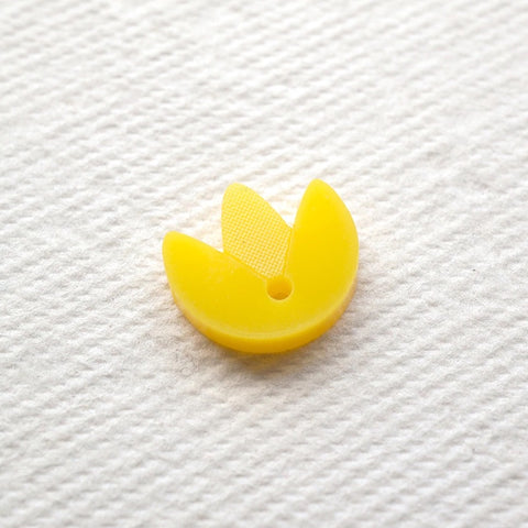 The Tulip Button • Lemon Yellow